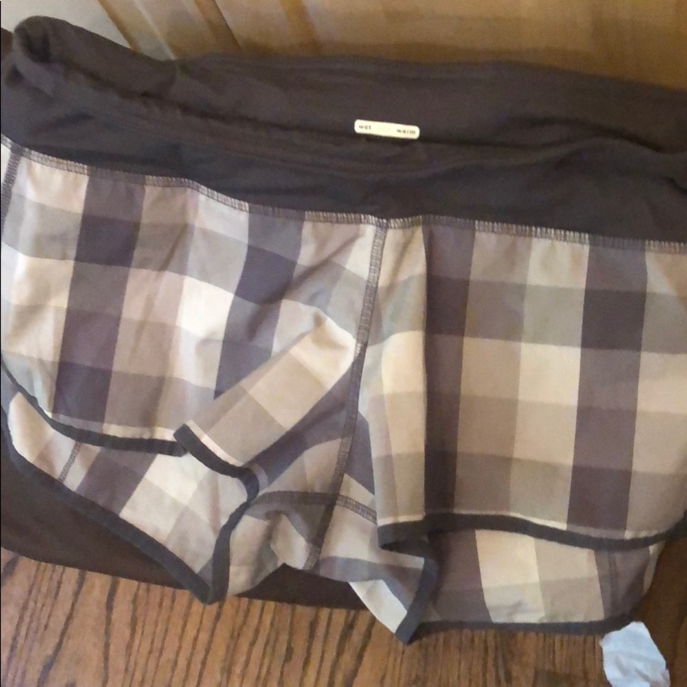 Shorts running